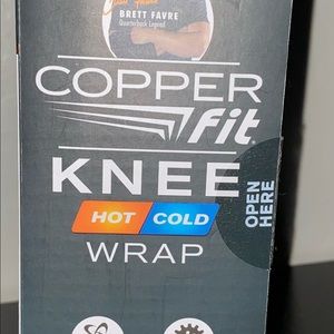 Copper fit knee wrap hot/cold gel pack included.